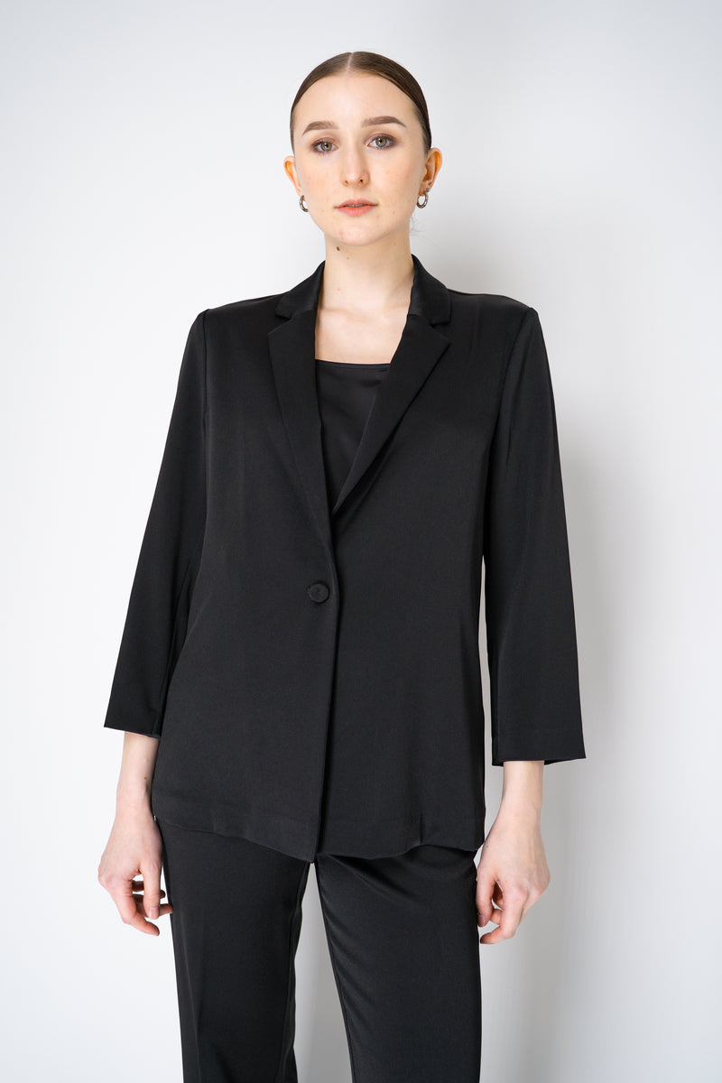 Rosso 35 Single Breasted Crepe and Sateen Blazer in Black Vancouver. Shop Online or in Store.