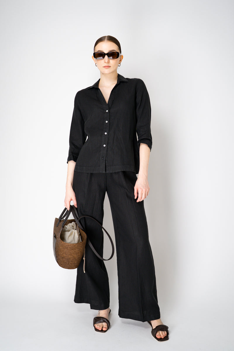 Rosso 35 V-Neck 3/4 Sleeve Linen Blouse in Black Vancouver. Shop Online or in Store.