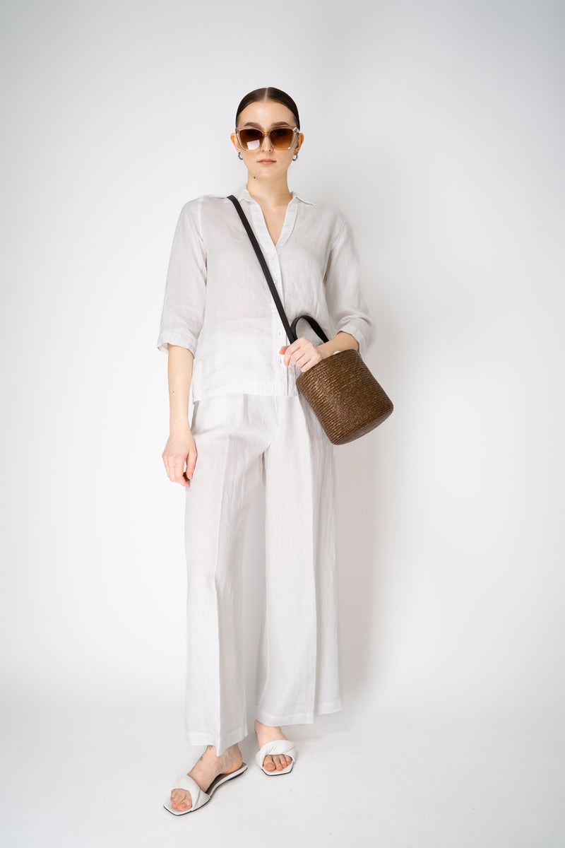 Rosso 35 V-Neck 3/4 Sleeve Linen Blouse in White Vancouver. Shop Online or in Store.