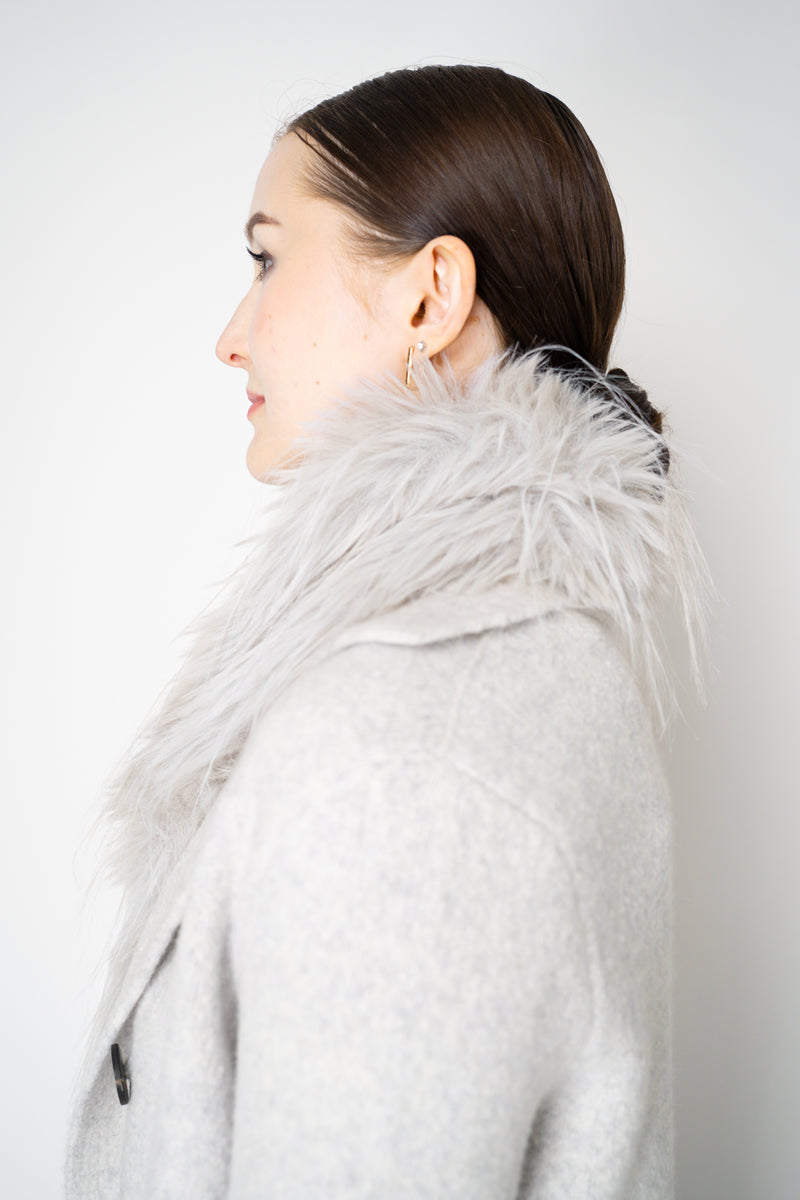 Tonet Faux Brushed Fur Insulated Scarf in Light Grey Vancouver. Shop Online or in Store.