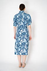 Verandah Cotton Poplin Balloon Sleeve Collared Shirt Dress in Blue Foliage Print Vancouver. Shop Online or in Store.