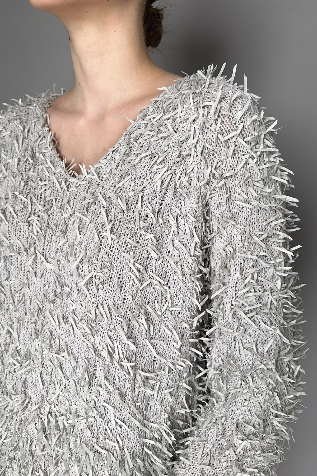Annette Goertz Fringed V-Neck Pullover in Clay Grey – Ashia Mode