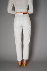 Lorena Antoniazzi  Stretch Cotton Barrel Leg Jeans in White