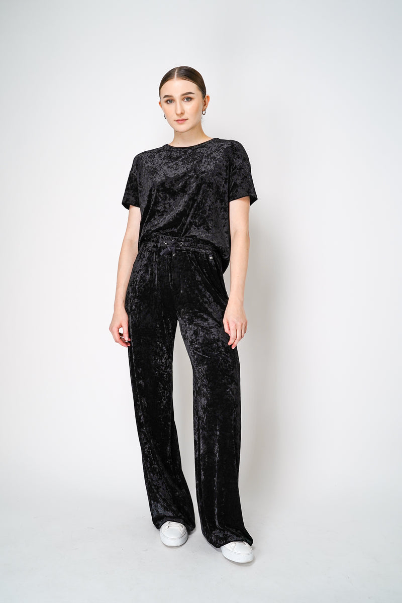 Herno Pull-On Style Velvet Pants in Black Vancouver. Shop Online or in Store.
