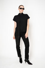Fabiana Filippi Wool Cashmere Short Sleeve Pullover With Detachable Scarf in Black