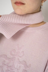 Tonet Wool Cashmere Knit Pullover with Detachable Neckline in Pink