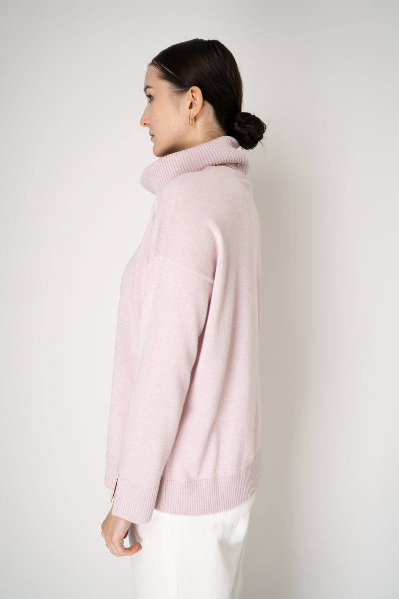 Tonet Wool Cashmere Knit Pullover with Detachable Neckline in Pink
