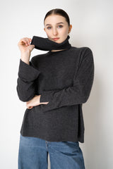 Tonet Wool Cashmere Knit Pullover with Detachable Neckline in Dark Grey