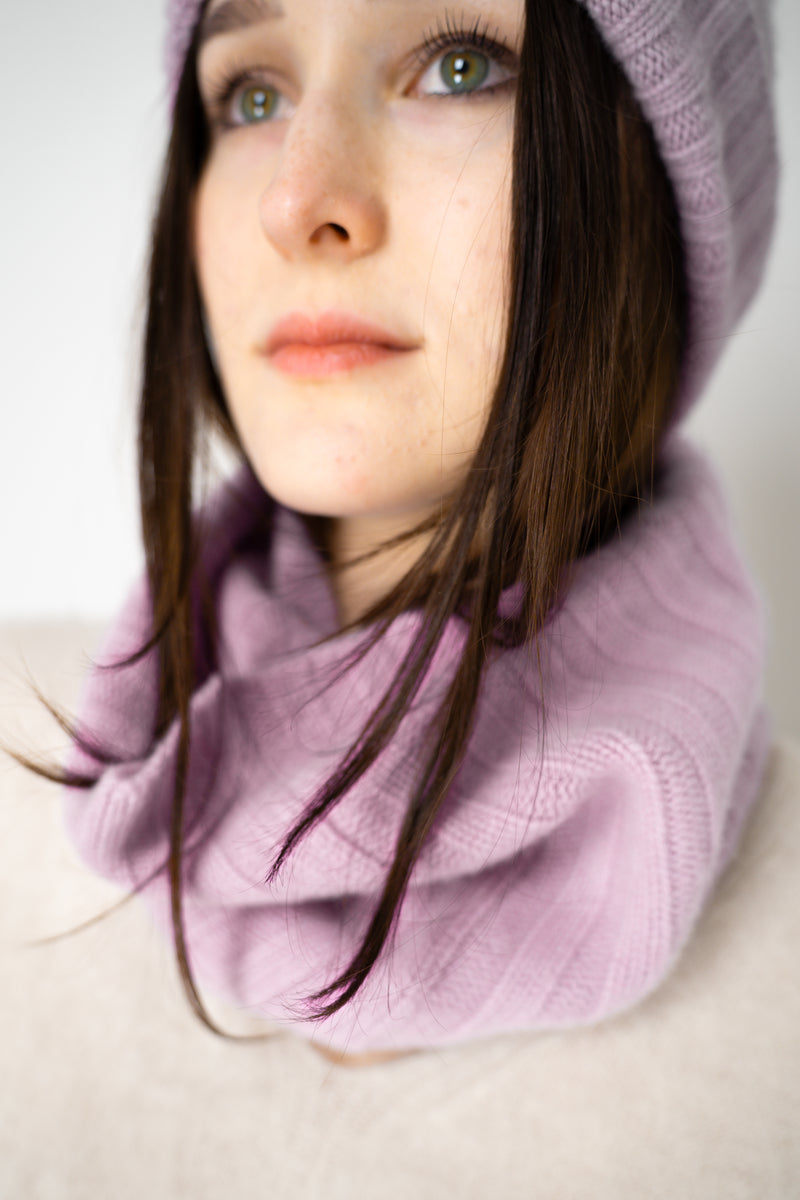 Herno Cashmere Knit Ribbed Snood in Lilac