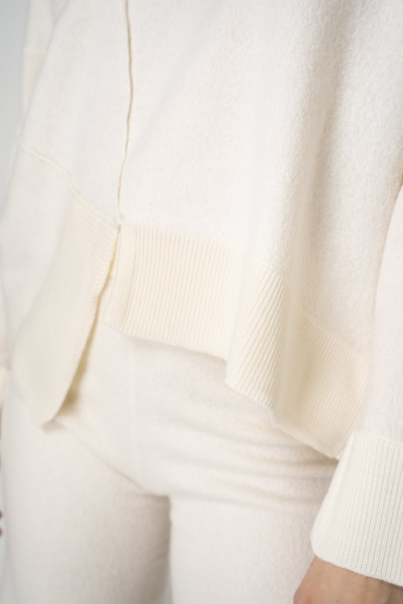 MeiMeiJ Split Turtleneck Felt Wool Knitted Pullover in Off-White