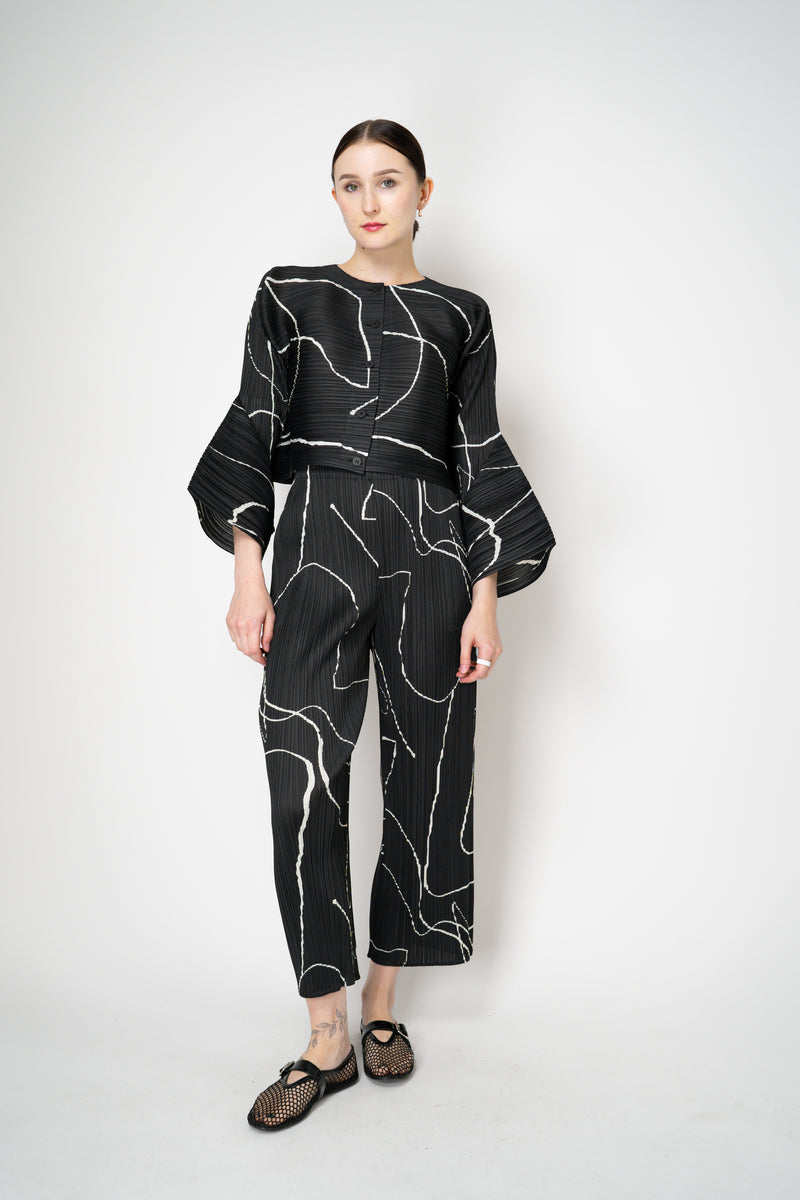Pleats Please Issey Miyake Pause Contrasting Silhouettes Cropped Cardigan in Black and White