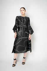 Pleats Please Issey Miyake Pause Contrasting Silhouettes Cropped Cardigan in Black and White