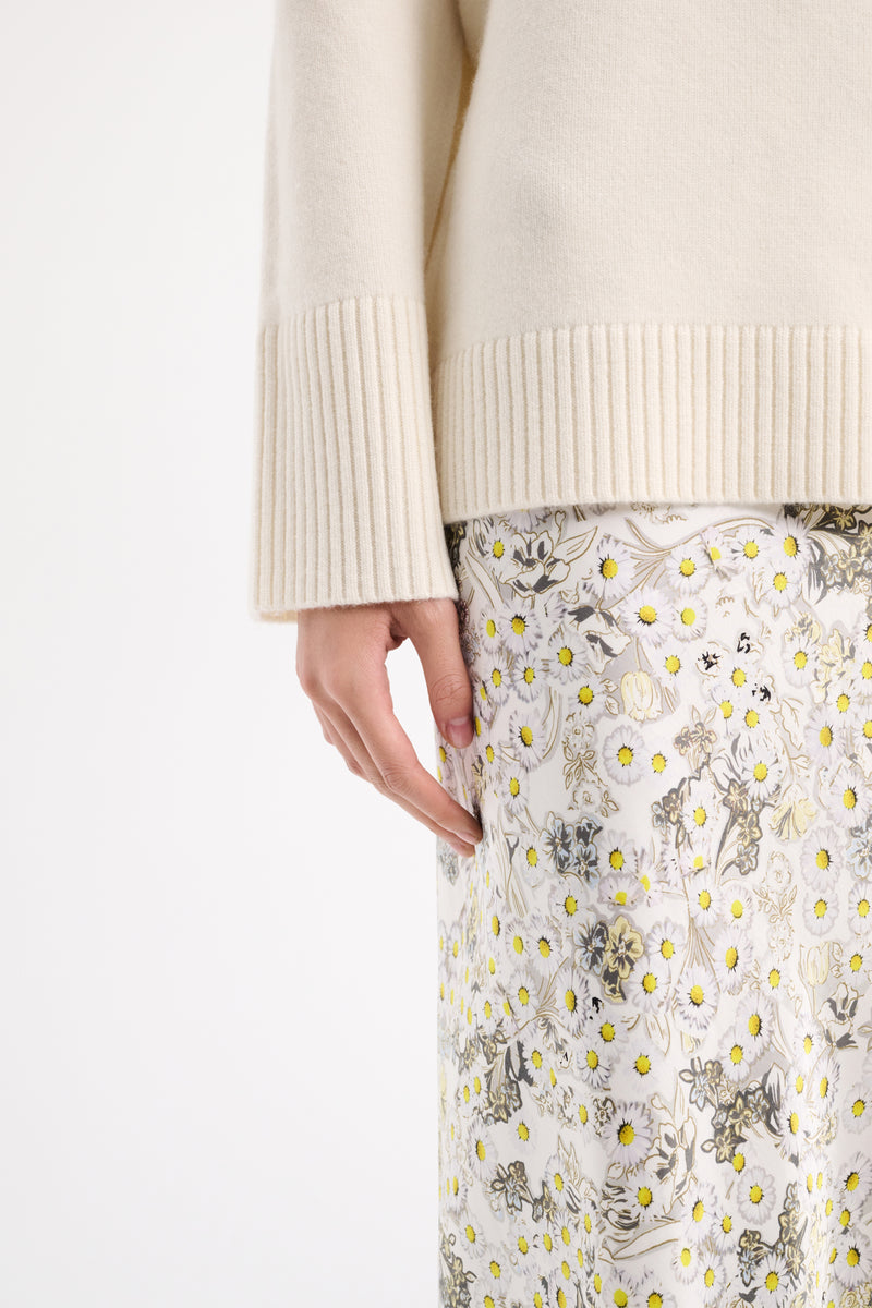 Dorothee Schumacher Shiny Daisy Print Skirt in Cream