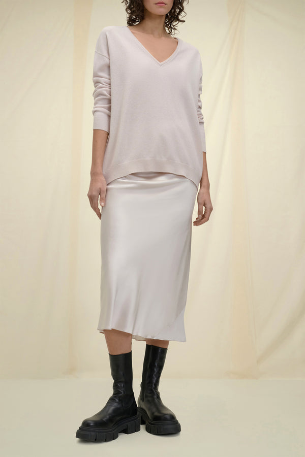 Dorothee Schumacher Modern Classic Chelsea Boot Vancouver. Shop Online or in Store.