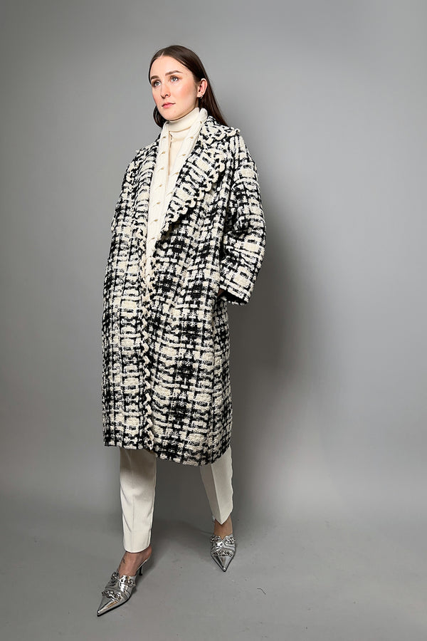 Edward Achour Oversized Check Tweed Coat in Black and Ivory - Ashia Mode – Vancouver, BC