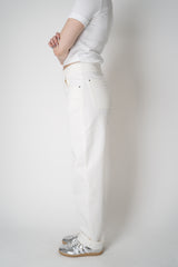 Lorena Antoniazzi Straight Leg 5-Pocket Style Jeans in White Vancouver. Shop Online or in Store.