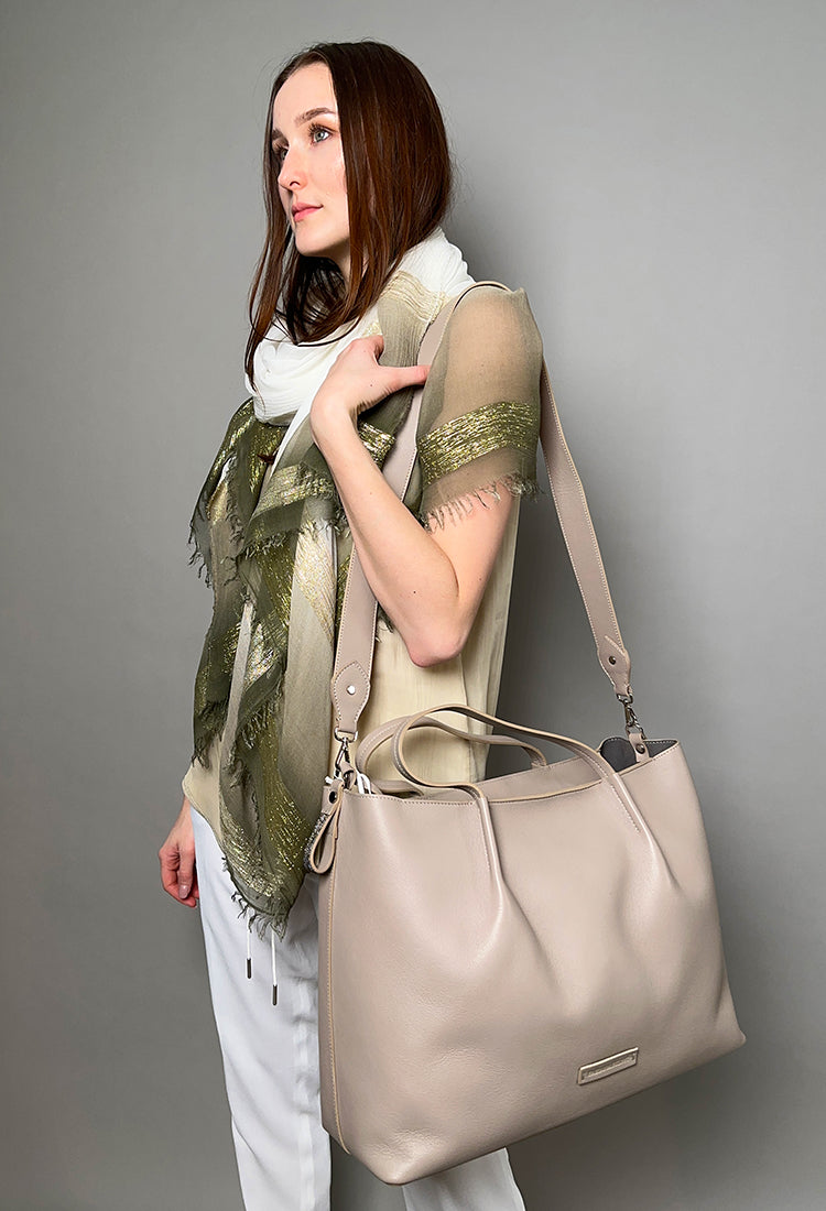 Fabiana Filippi Large Leather Handbag in Dove
