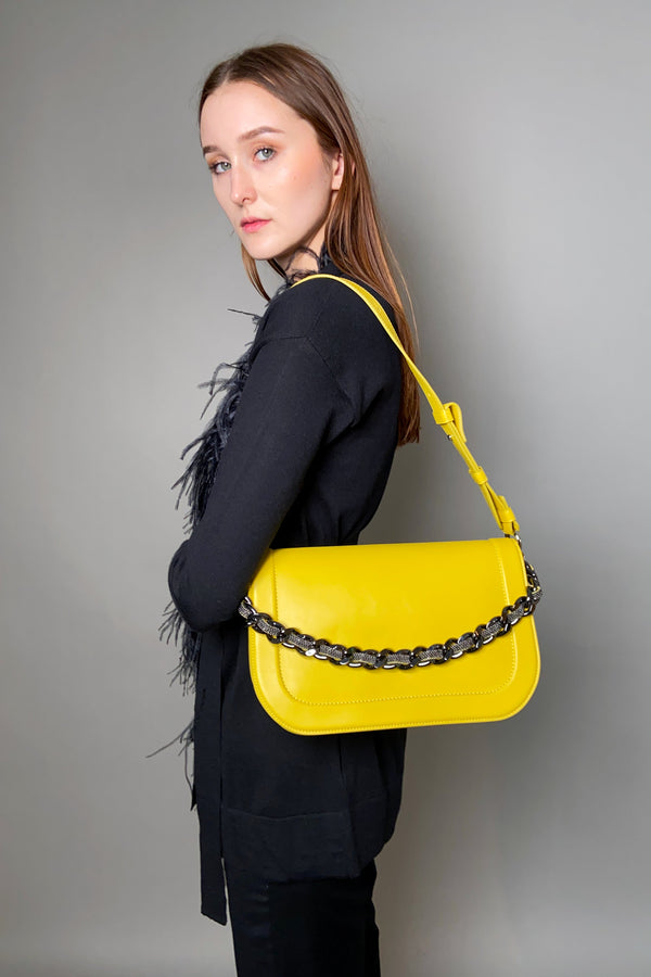 Fabiana Filippi Leather Shoulder Bag with Brilliant Chain in Yellow