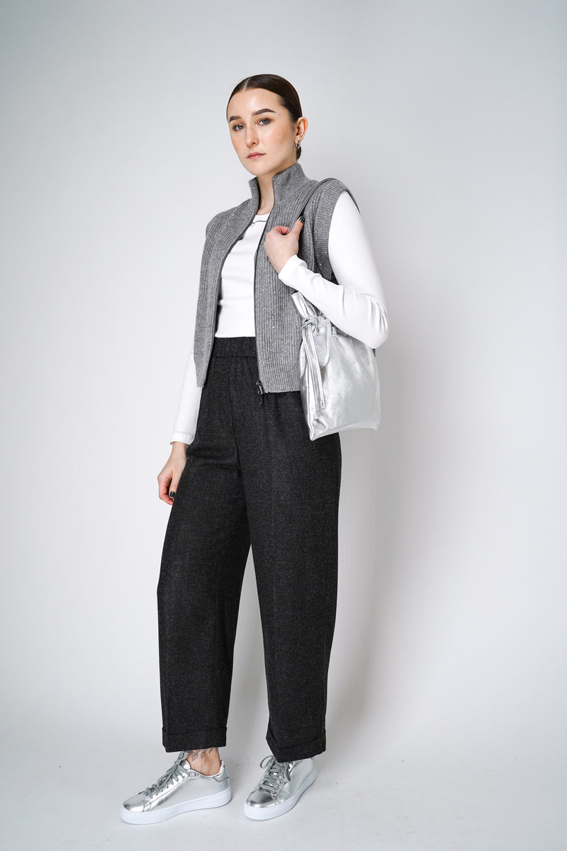 Peserico Cropped Pull-On Wool Blend Trousers in Grey Vancouver. Shop Online or in Store.