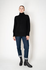 Manzoni 24 Wool Cashmere Turtleneck Sweater in Black