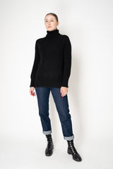 Manzoni 24 Wool Cashmere Turtleneck Sweater in Black