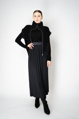 Peserico Silk Wool Chunky Knit Vest with Lurex Details in Black Vancouver. Shop Online or in Store