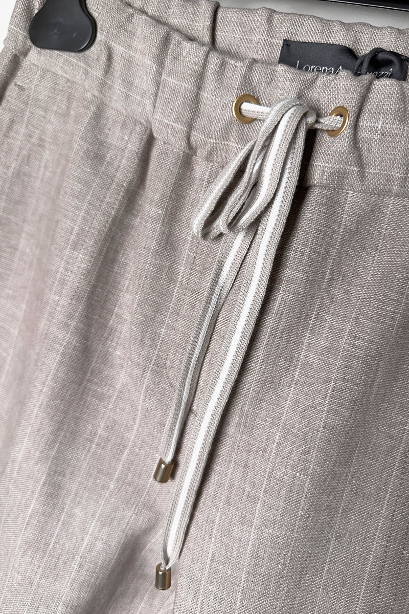 Lorena Antoniazzi Stretch Linen-Cotton Jogger Pant in Flax - Ashia Mode - Vancouver