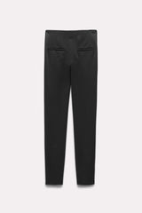 Dorothee Schumacher Emotional Essence Leggings in Black Vancouver. Shop Online or in Store.