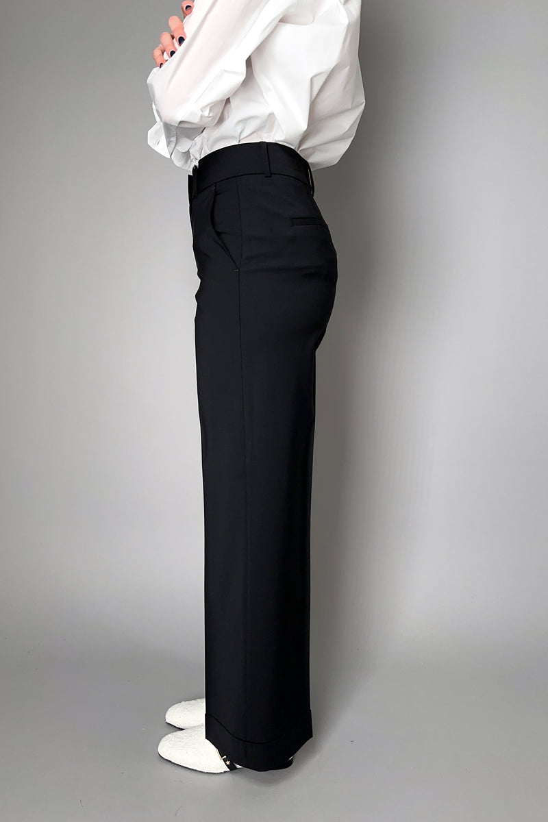 Peserico Straight Leg Wool Trousers in Black Vancouver. Shop Online or in Store.
