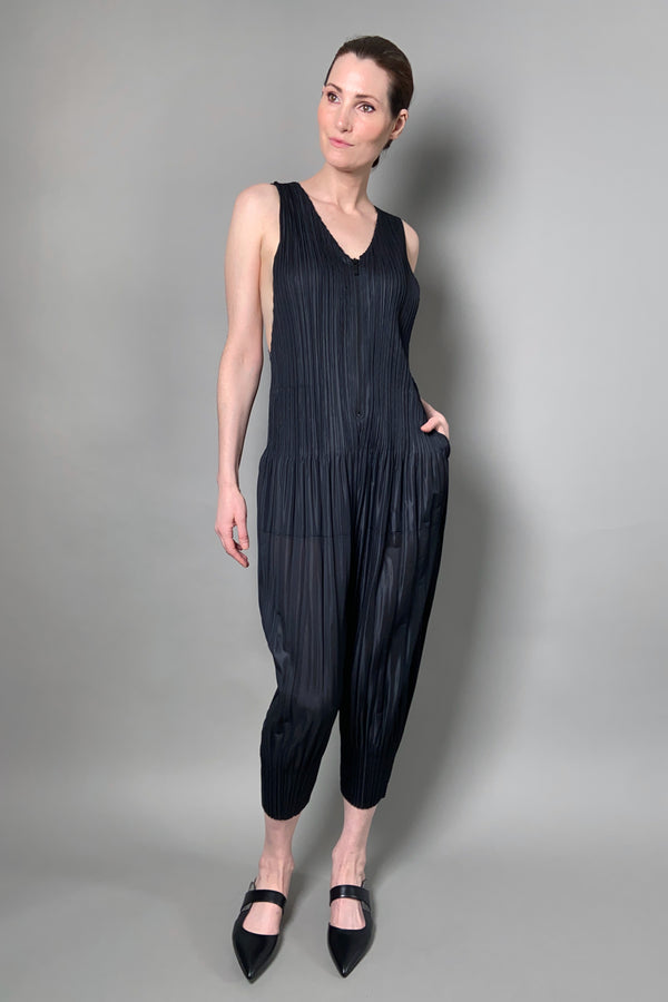 Pleats Please Fluffy Basics Jumpsuit in Black - Ashia Mode – Vancouver, BC