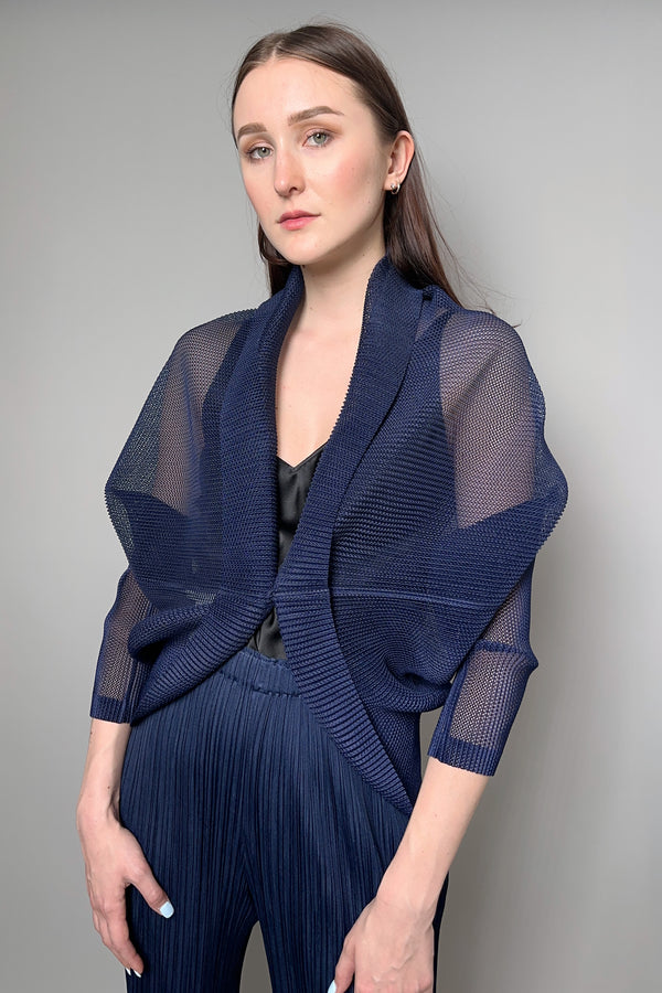 Pleats Please Tatami Mesh Bolero in Dark Navy - Ashia Mode – Vancouver, BC
