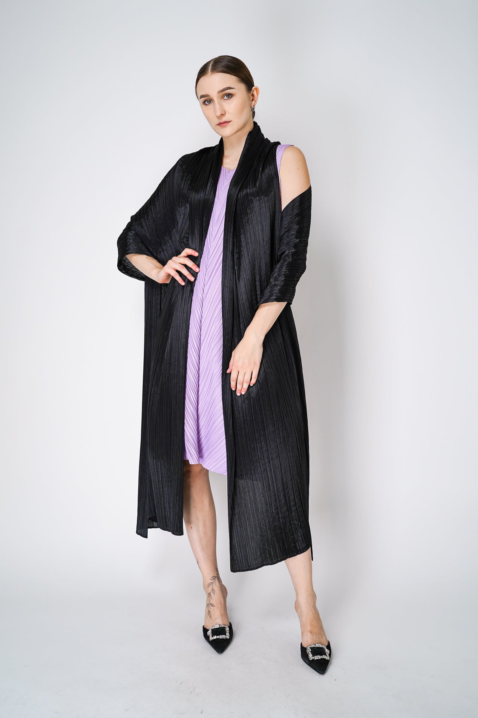 【送料&関税込】Issey Miyake double Pleats Stole DOUBLE PLEATS STOLE – ISSEY MIYAKE ONLINE STORE