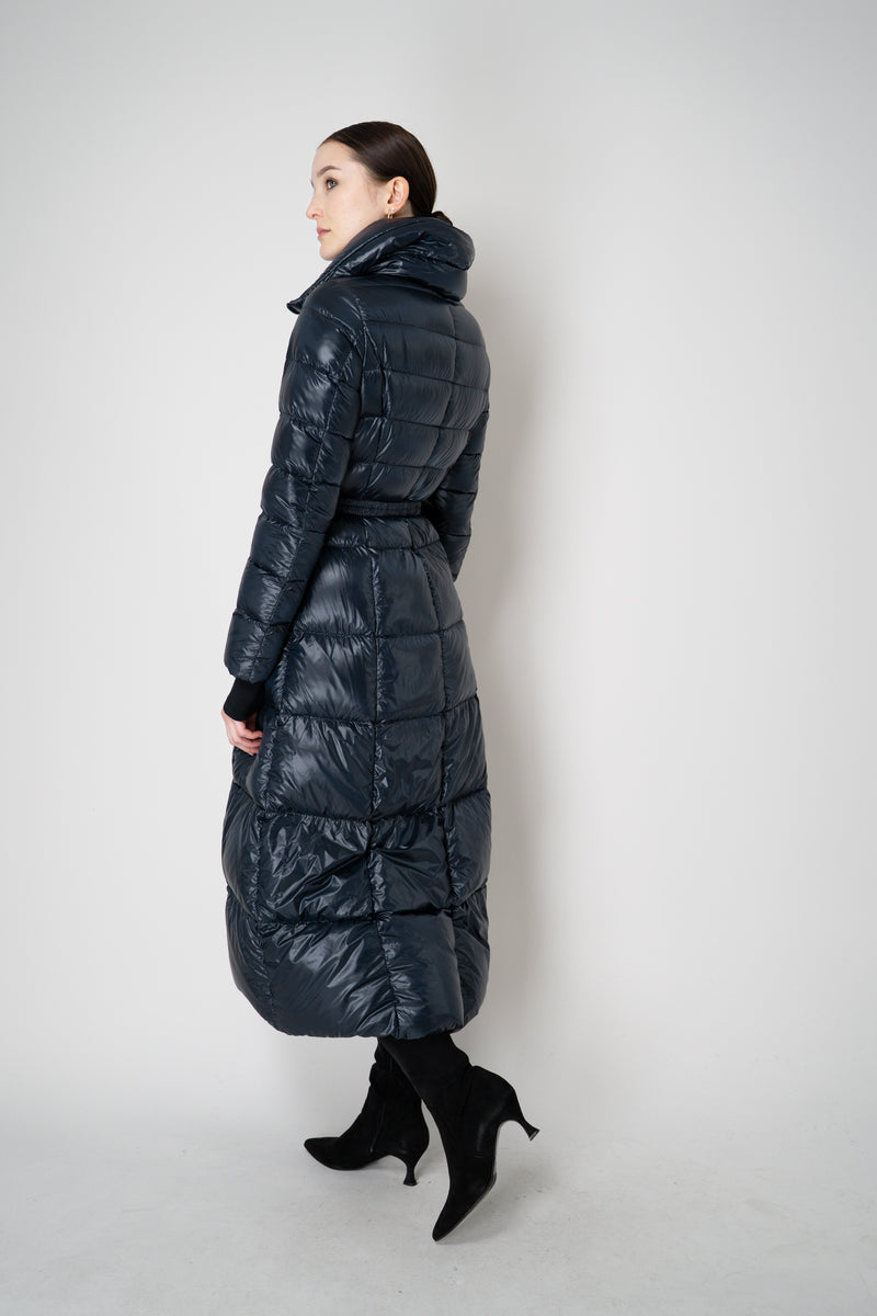 Herno Ultralight Technology Goose Down Padded Belted Coat in Navy