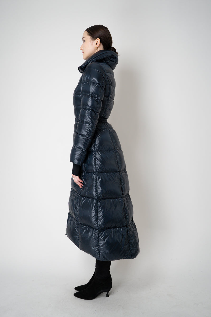 Herno Ultralight Technology Goose Down Padded Belted Coat in Navy