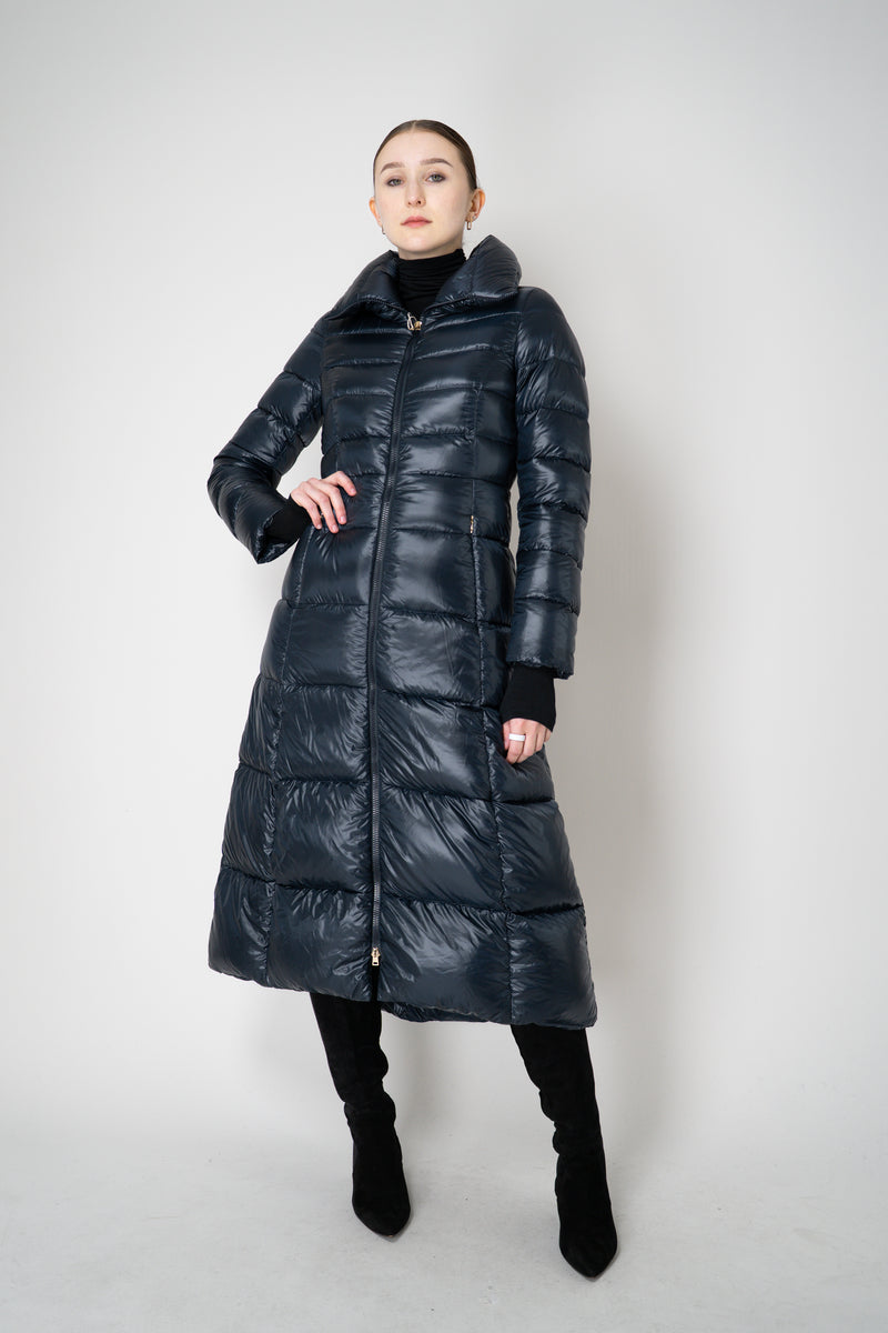 Herno Ultralight Technology Goose Down Padded Belted Coat in Navy