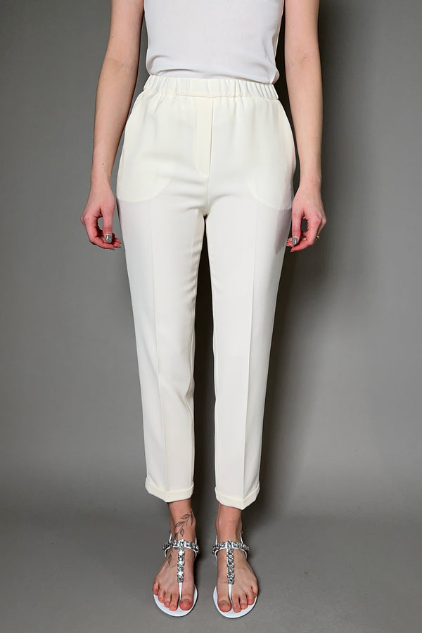 Antonelli Firenze Rosalba Cropped Crepe Pants in Cream