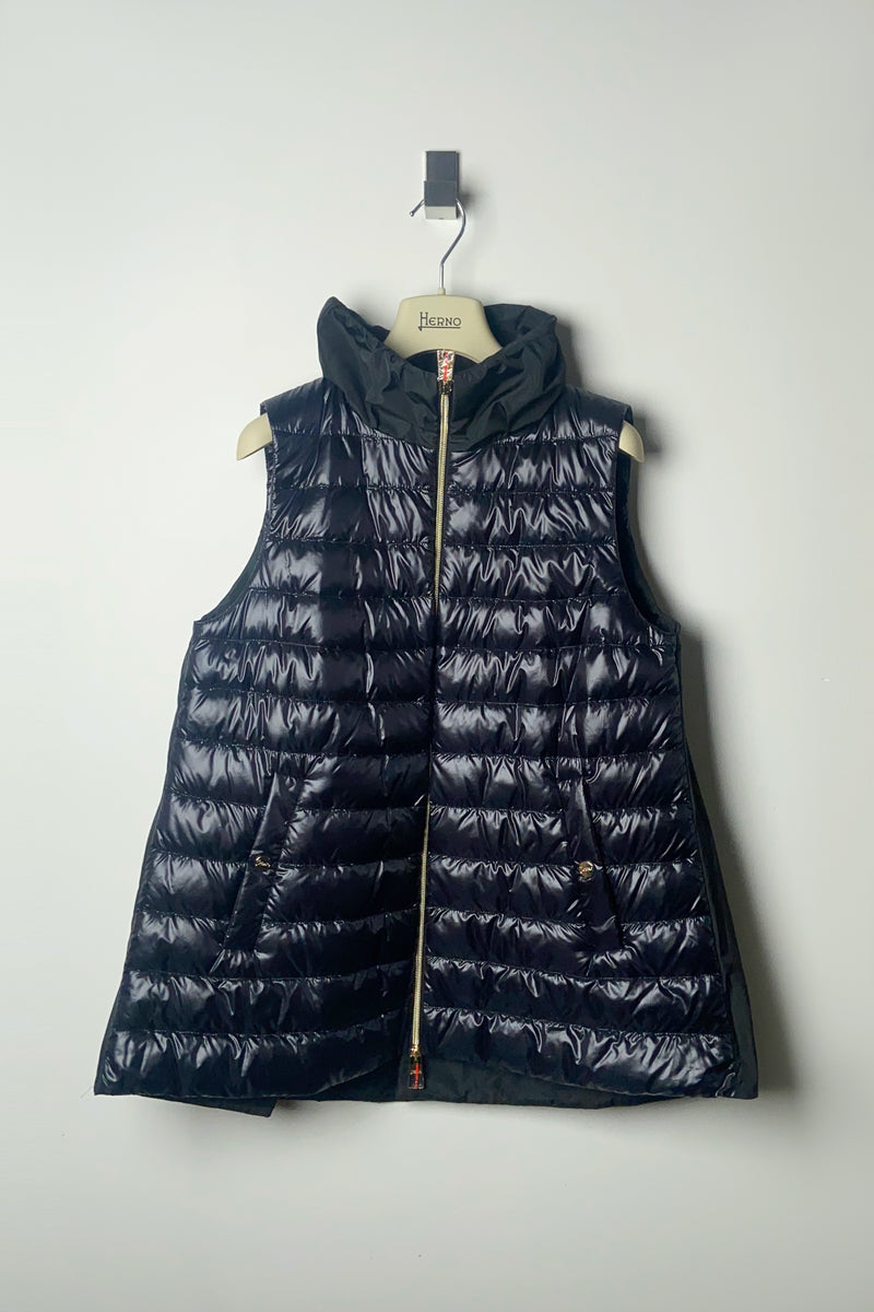 Herno New Arrivals Ultralight Vest with Taffeta Back in Black - Ashia Mode