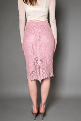 D. Exterior Floral Lace Pencil Skirt in Rose Quartz