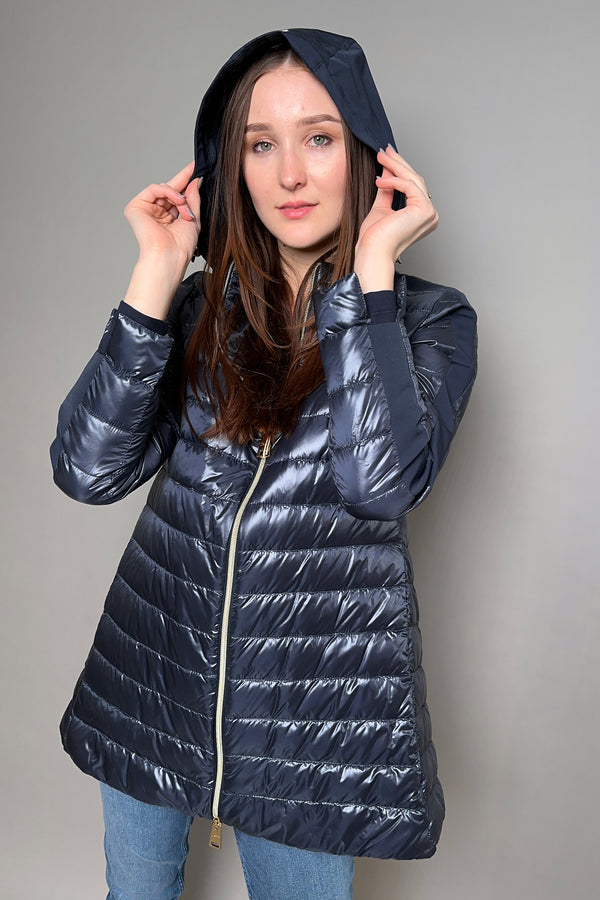 Herno New Arrivals Ultralight Puffer Jacket with Hood in Navy - Ashia Mode