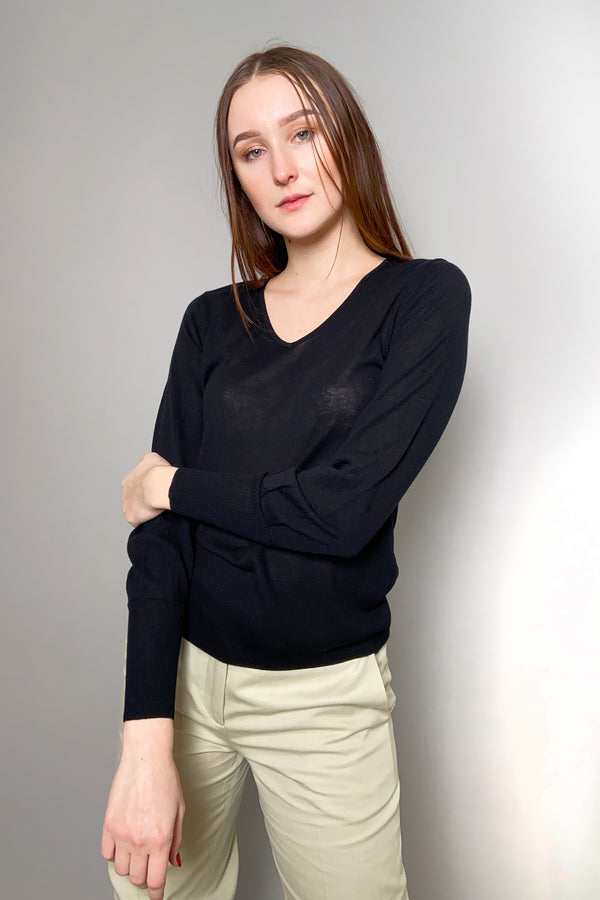 Kinross Long Sleeve V-Neck Top in Black - Ashia Mode