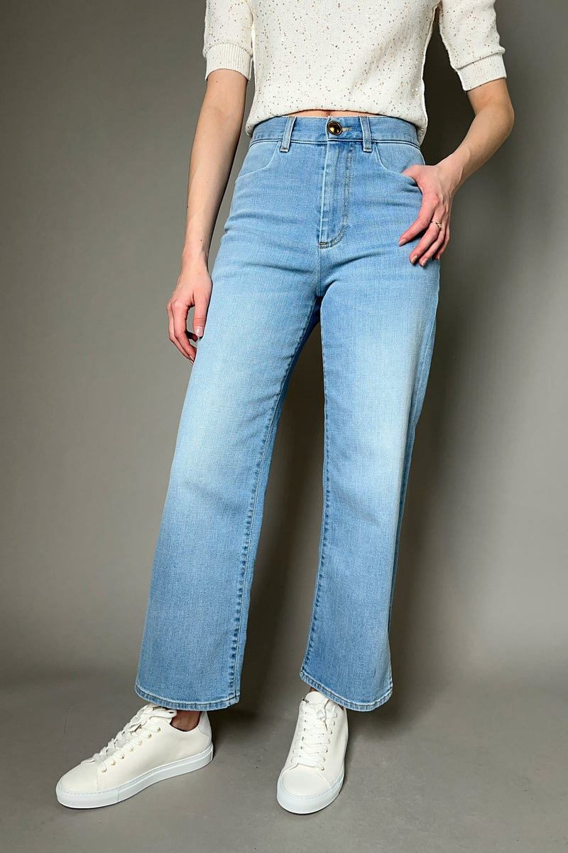 Lorena Antoniazzi Straight Cropped Jeans in Light Stone Wash Blue