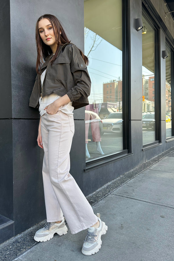 Lorena Antoniazzi Long Wide-Leg Jeans in Light Pink