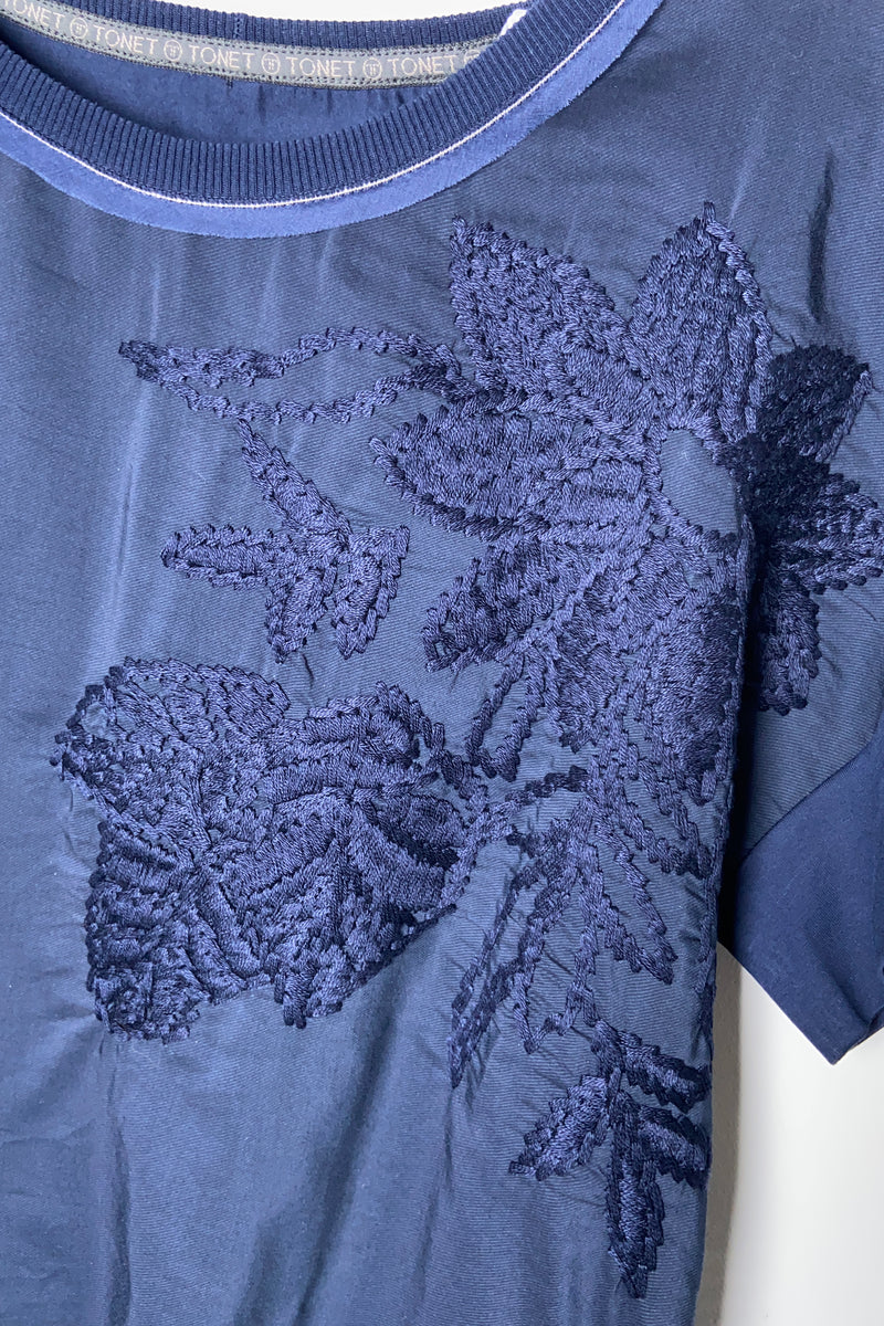 Tonet Floral Embroidered T-Shirt In Navy - Ashia Mode
